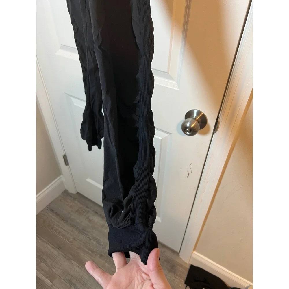 Lululemon‎ Beyond the Studio Ruched Jogger Pants 6 Black Athleisure Yoga Gym
